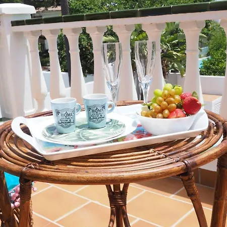 Vila Paradise - Leones