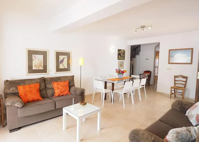 Villa Paradise - Leones