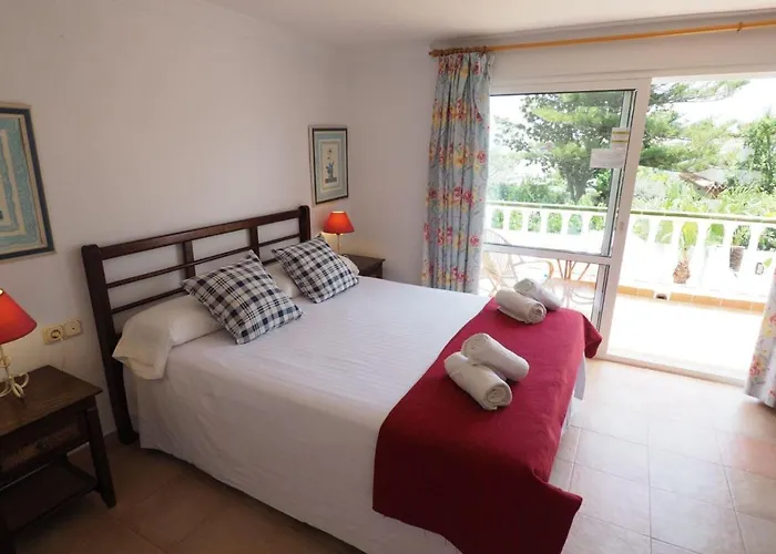 Paradise - Leones Villa